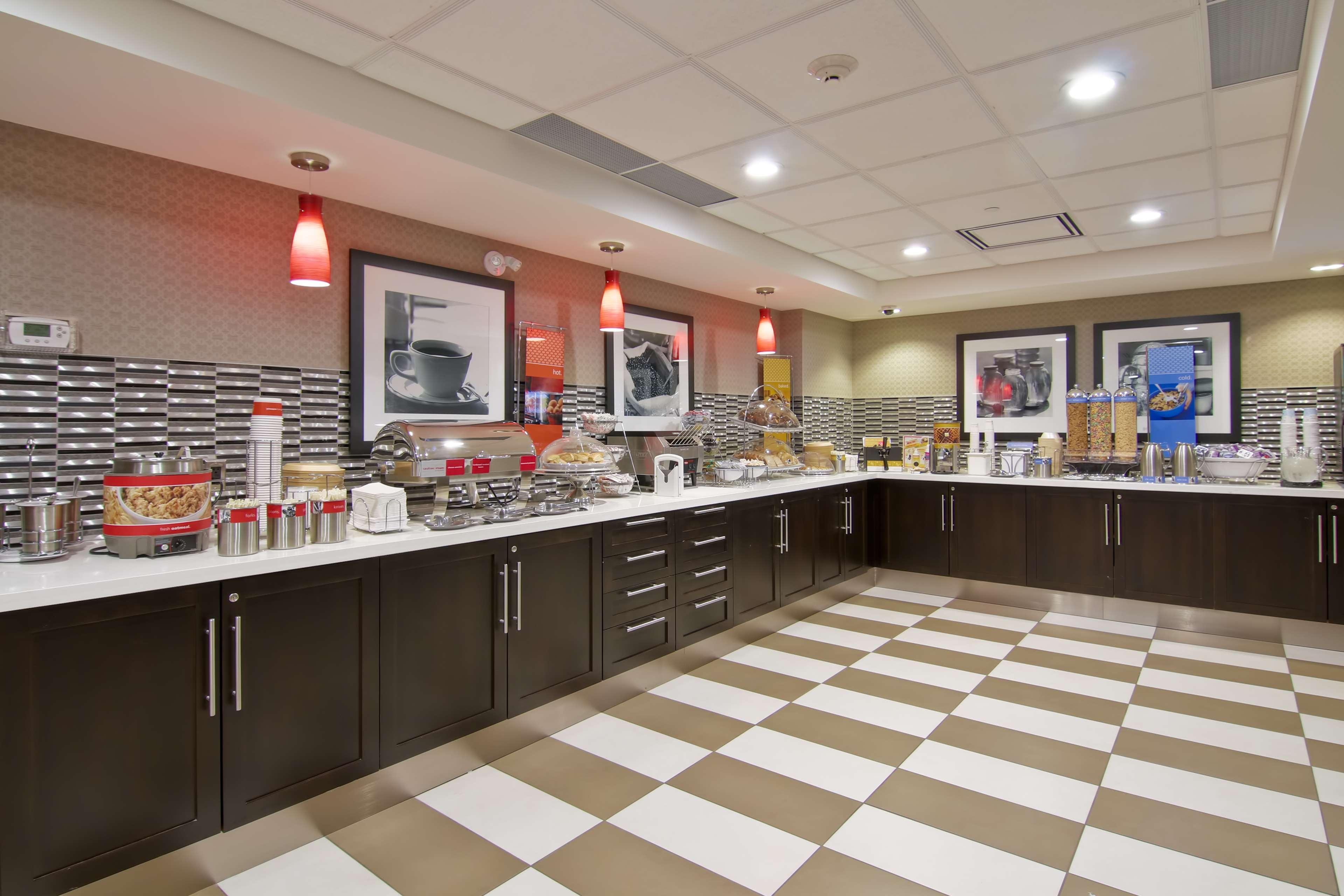 Hampton Inn & Suites By Hilton Toronto Markham Extérieur photo