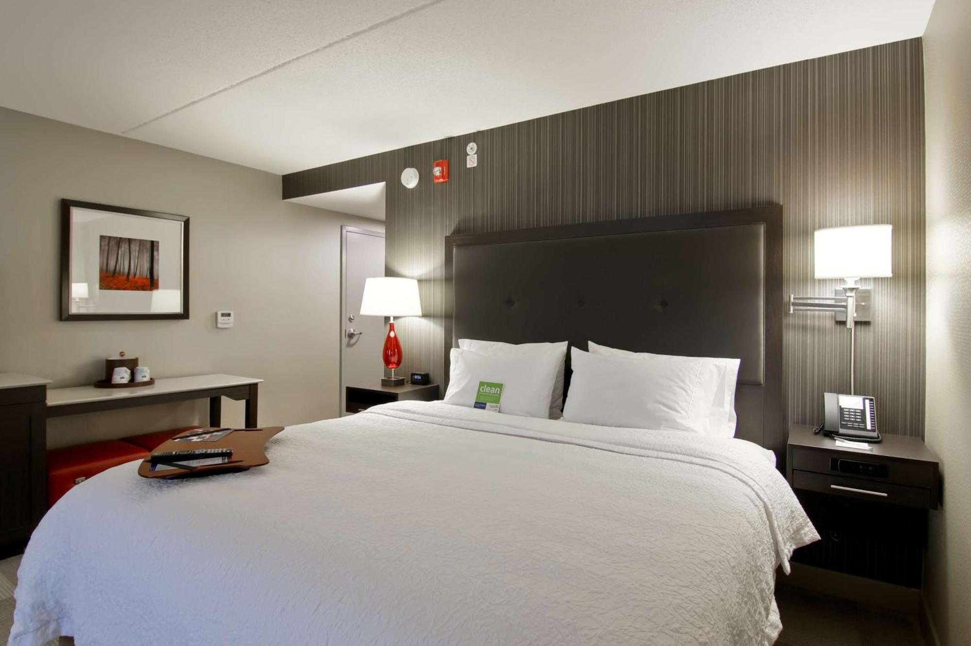 Hampton Inn & Suites By Hilton Toronto Markham Extérieur photo