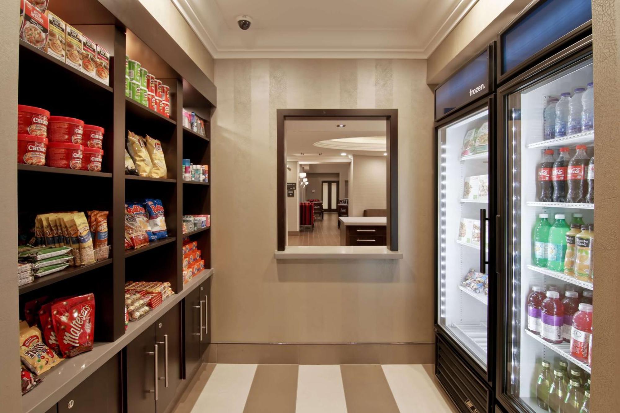 Hampton Inn & Suites By Hilton Toronto Markham Extérieur photo